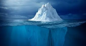 شکستن یکی از بزرگ‌ترین کوه‌های یخ در قطب جنوب