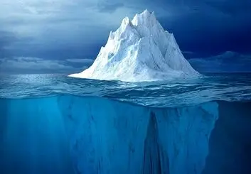 شکستن یکی از بزرگ‌ترین کوه‌های یخ در قطب جنوب