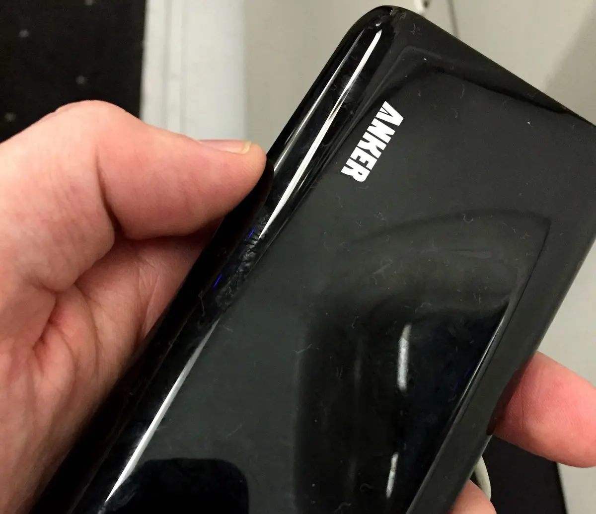 این دستگاه 30 دلاری براق، یکی از آزاردهنده‌ترین مشکلات مسافرت را حل می‌کند