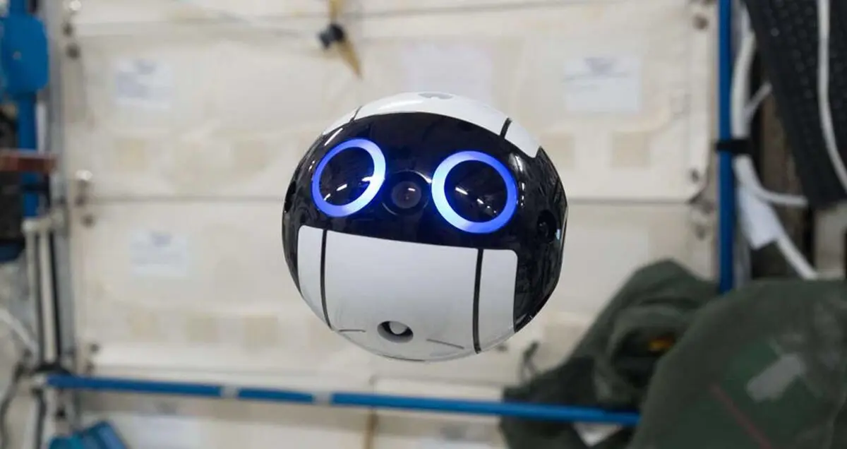 Int-Ball؛ ربات دوست داشتنی ایستگاه فضایی بین‌المللی