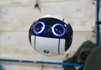 Int-Ball؛ ربات دوست داشتنی ایستگاه فضایی بین‌المللی
