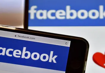 استوری به نسخه دسکتاپ فیس‌بوک می‌آید