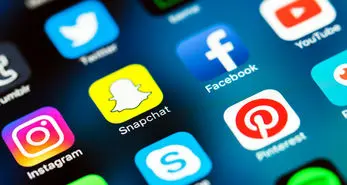 روش صحیح افزودن عکس و ویدیو به بخش استوری شبکه های اجتماعی