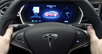 ارتباط توئیتری مدیر عامل تسلا با مشتریان