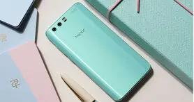 هواوی Honor 9 فیروزه‌ای هم رسید؛ پرچمداری با رنگ متفاوت