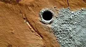 Curiosity در کاوش‌هایش در مریخ به مواد معدنی مرموزی دست پیدا کرد