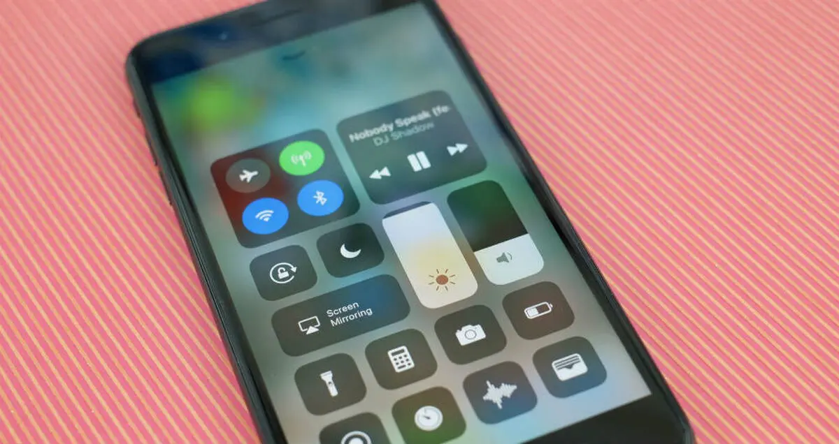 چگونه وای فای و بلوتوث را در iOS 11 غیر فعال کنیم؟