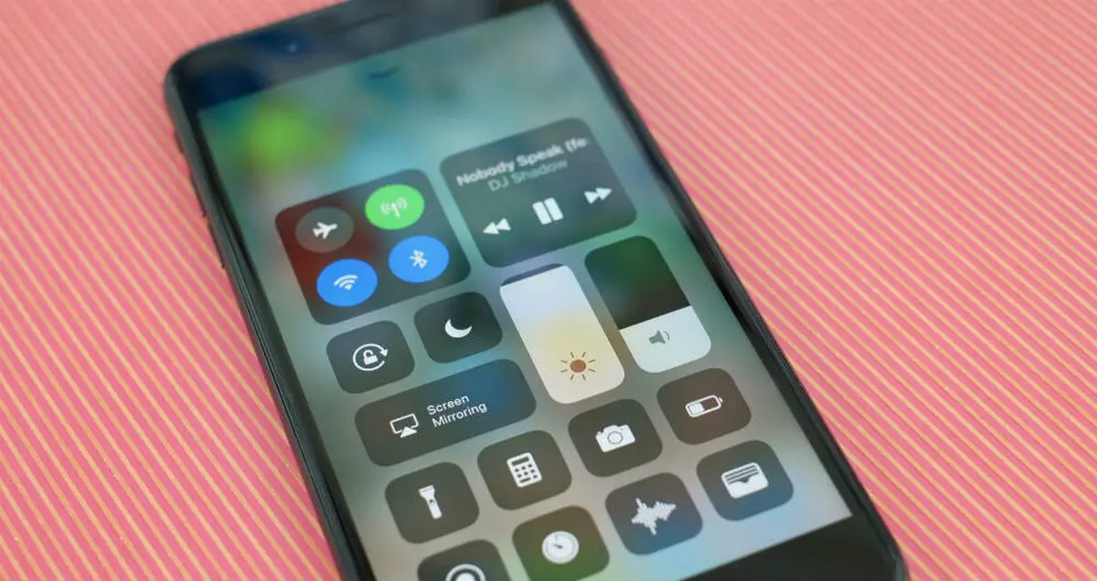 چگونه وای فای و بلوتوث را در iOS 11 غیر فعال کنیم؟