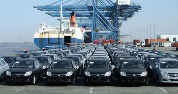 بیش از ۱۸۰ دستگاه خودروی لوکس در انبارهای دولت دپو شد