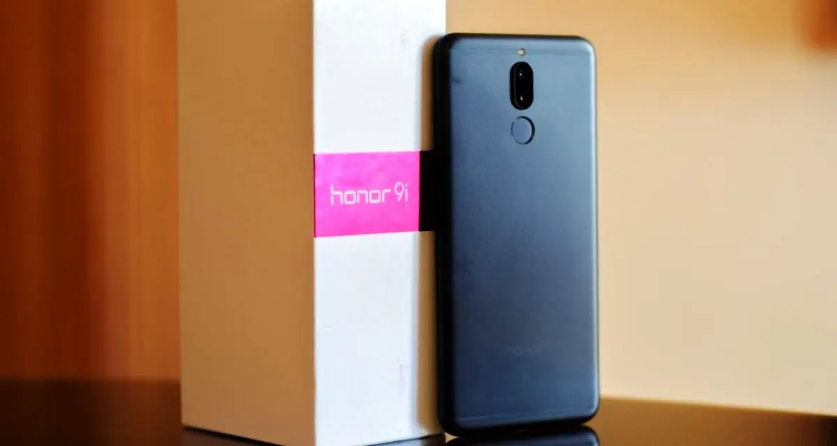 Honor 9i دارای صفحه نمایش دو و نیم بعدی است/ پرچم‌دار هواوی با رنگ آبی شفقی وارد می‌شود