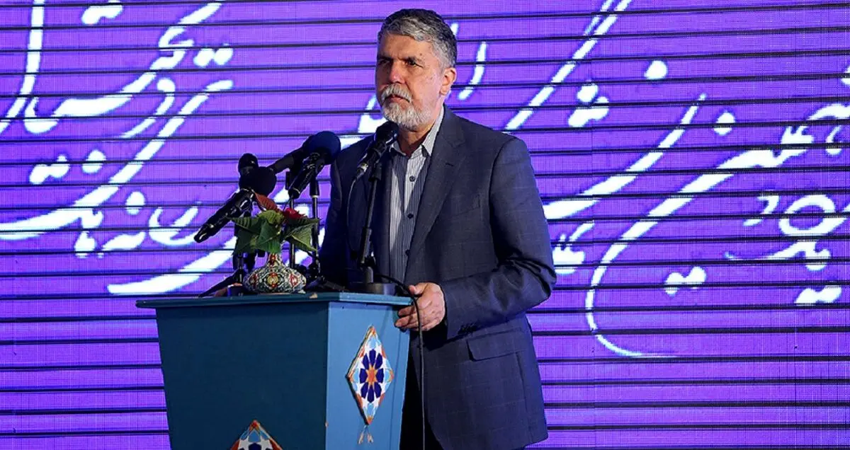 وزیر ارشاد: فضای سایبری تمام زندگی مردم را در بر گرفته است