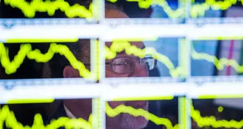 قیمت بیت کوین اوج گرفت/ پیش‌بینی رکورد ۱۰۰۰۰ دلار در روزهای اخیر