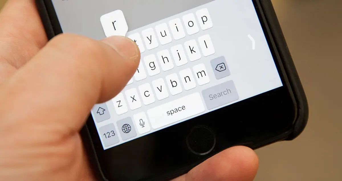 یک باگ دیگر در قابلیت تصحیح خودکار iOS 11 کشف شد