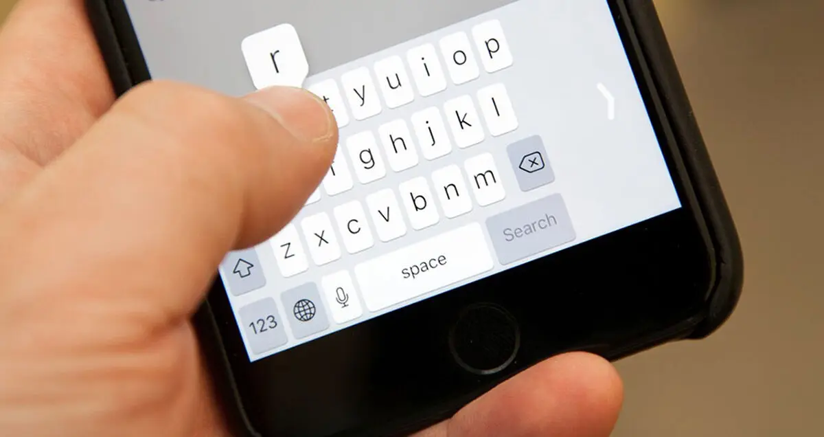 یک باگ دیگر در قابلیت تصحیح خودکار iOS 11 کشف شد