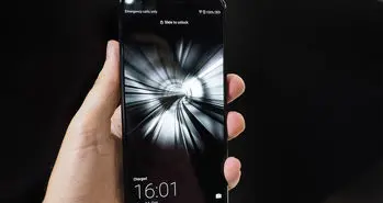 گوشی هواوی میت 10 مدل PORSCHE DESIGN دارای ارگونومی ماشین های پورشه است