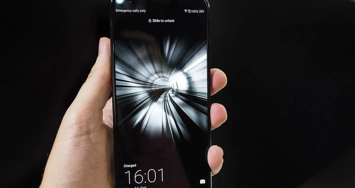 گوشی هواوی میت 10 مدل PORSCHE DESIGN دارای ارگونومی ماشین های پورشه است