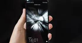 گوشی هواوی میت 10 مدل PORSCHE DESIGN دارای ارگونومی ماشین های پورشه است