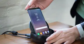 آپدیت اخیر سامسونگ موجب از کار افتادگی شارژ سریع گلسی اس 8 برخی کاربران شد!