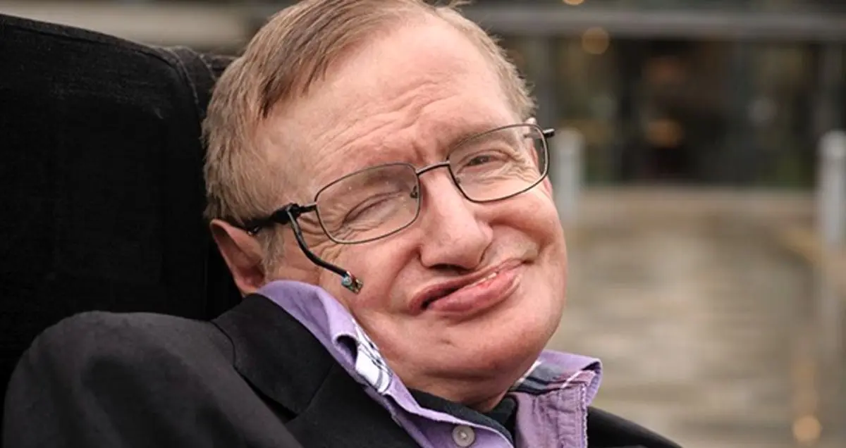 استیون هاوکینگ فیزیکدان نظری برجسته در جهان