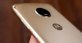 رندر جدید از قاب جلو و پشت گوشی موتورولا Moto E5 منتشر شد