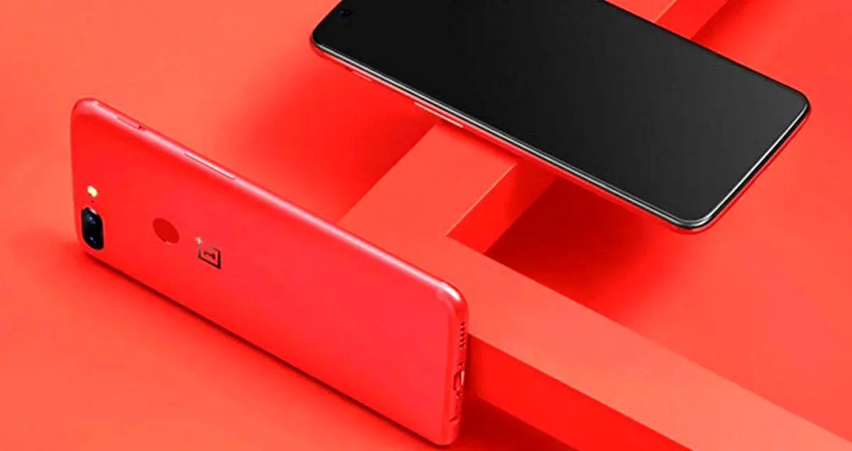 آغاز فروش گوشی وان پلاس 5T در رنگ قرمز گدازه ای در کشور چین