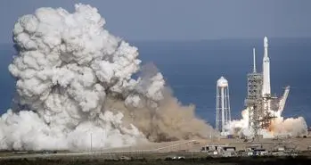 پرتاب موفقیت آمیز قوی ترین موشک ساخت بشر به فضا!