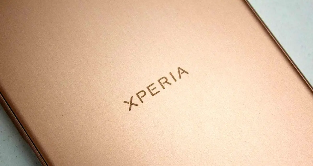 قیمت و مشخصات گوشی های سونی اکسپریا XZ2 و XZ2 کامپکت فاش شد