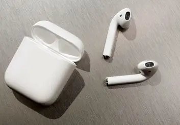 ایرپادهای بعدی اپل احتمالا به برخی امکانات آیفون‌ها مجهز می‌شوند