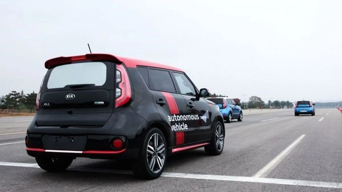 کیا برنامه خودروهای اتوماتیک خود را فاش می کند