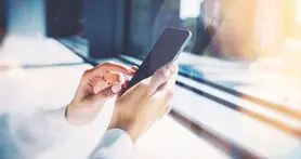 چه کسانی از افشای اطلاعات مشترکان تلفن همراه سود می برند؟