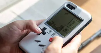 این قاب آیفون، گوشی شما را به آتاری دستی تبدیل می کند!