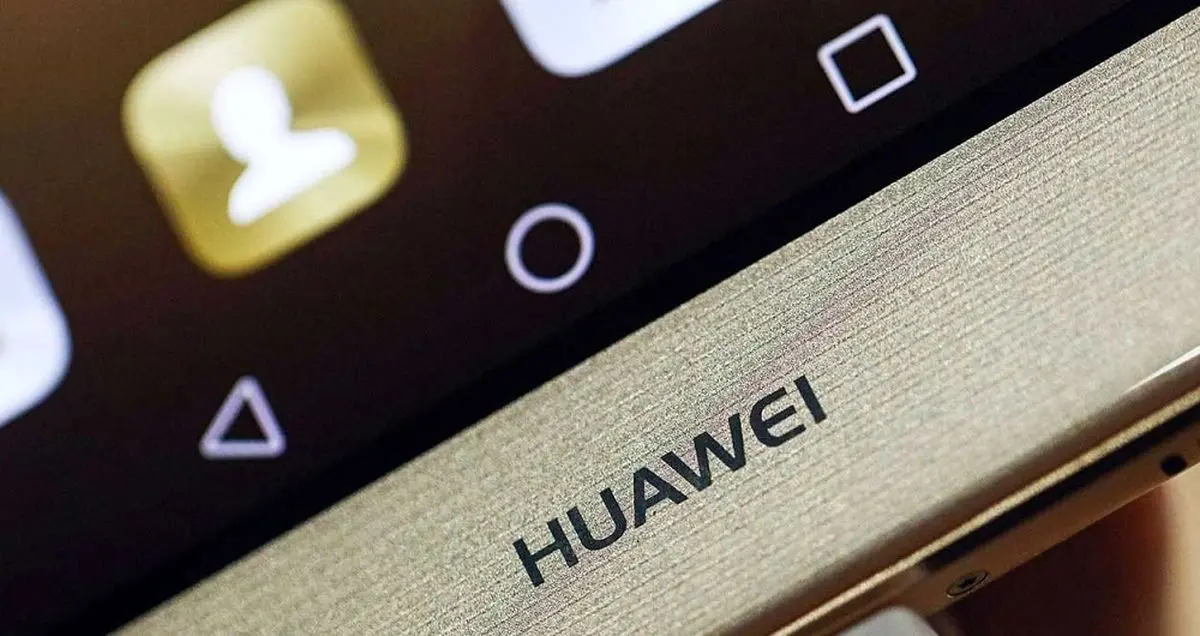 انتشار تصاویر جدیدی از هواوی P20 لایت با برش نمایشگر مشابه آیفون 10