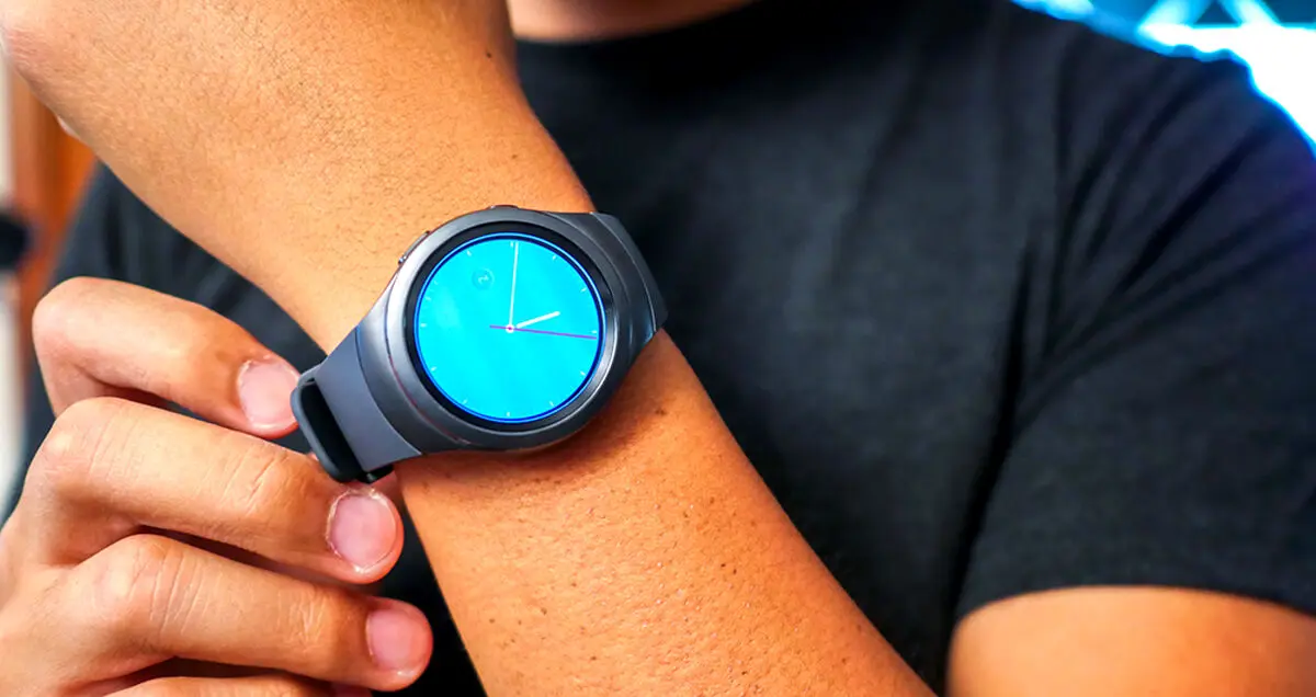 ساعت هوشمند Gear S2 سامسونگ بعد از گذشت 3 سال همچنان به روزرسانی می‌شود