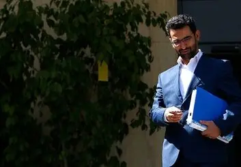 پیگیری ابهامات امنیتی 2 اپلیکیشن بومی که از صدا و سیما تبلیغ شده اند