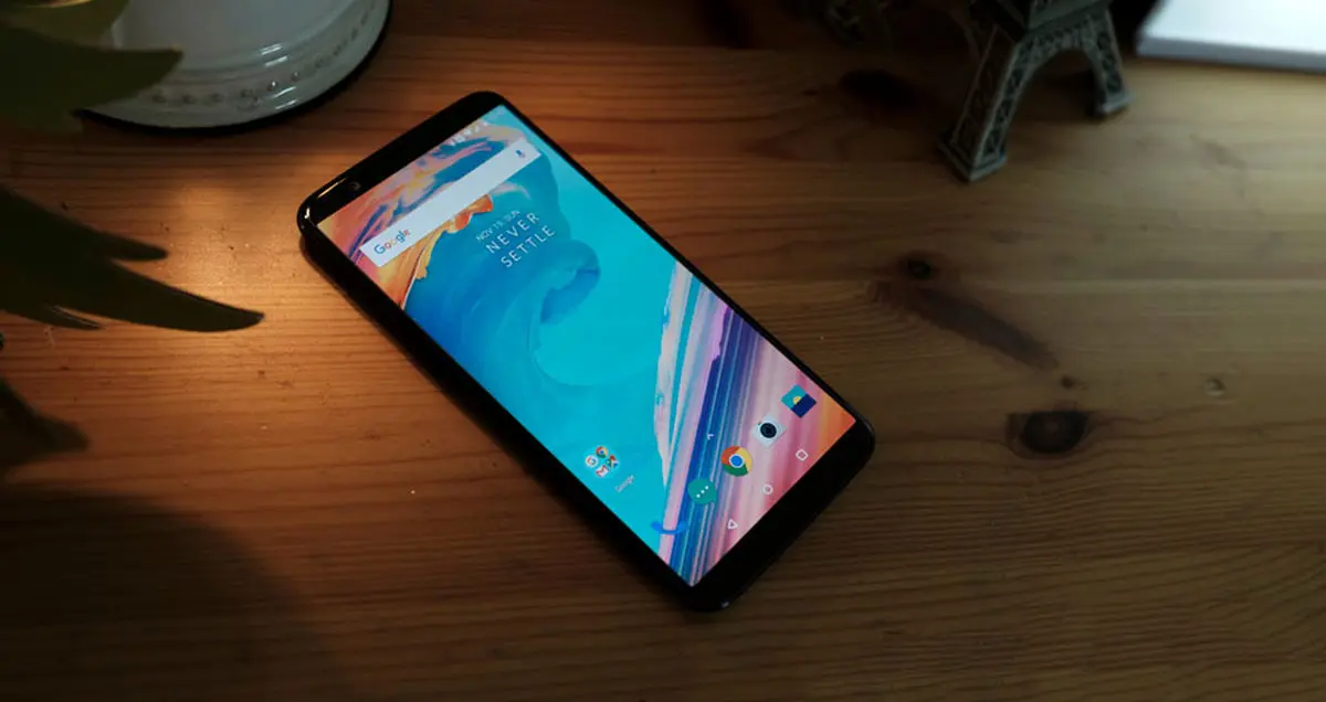 به روزرسانی اندروید اوریو برای گوشی وان پلاس 5 و 5T ارائه شد