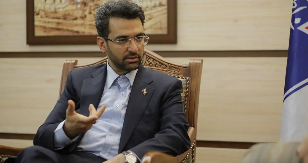 وزیر ارتباطات: باید منتظر تصمیم مراجع ذیربط درباره پیام رسان های خارجی باشیم
