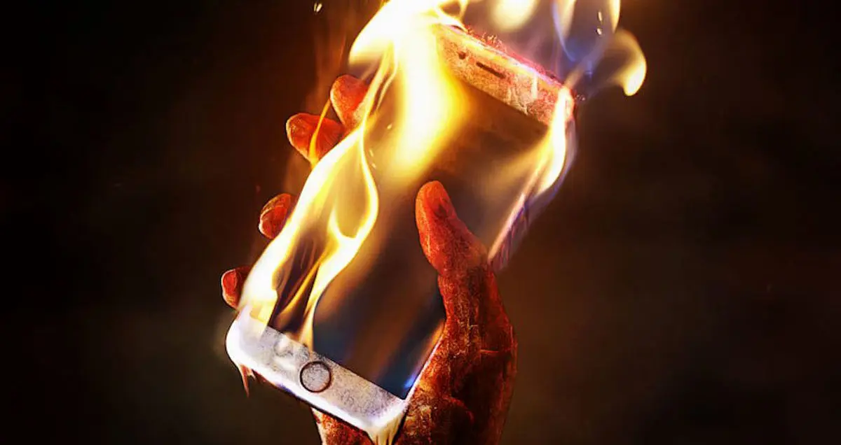 باتری آیفونتان را با رعایت این نکات در مقابل گرمای محیط ضد ضربه کنید!