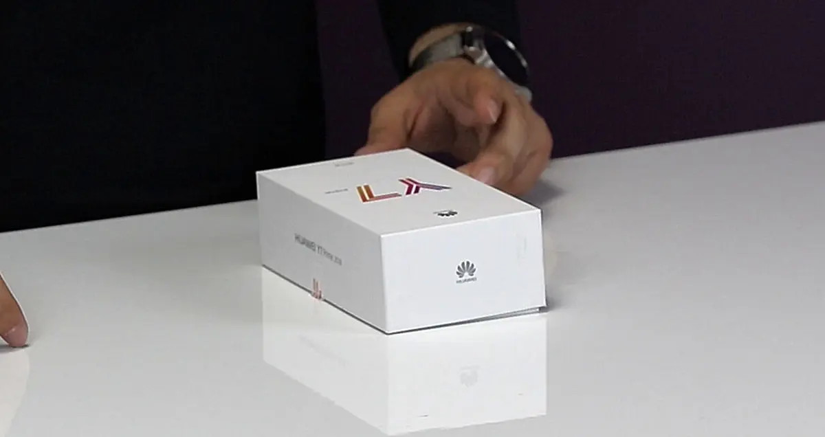 تماشا کنید: آنباکسینگ گوشی Huawei Y7 Prime 2018