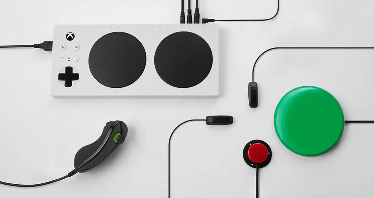 دسته بازی کنسول ایکس باکس مخصوص گیمرهای کم توان جسمی از راه رسید