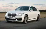 تماشا کنید: قابلیت پارک خودکار در BMW سری 7 چگونه کار می‌کند؟