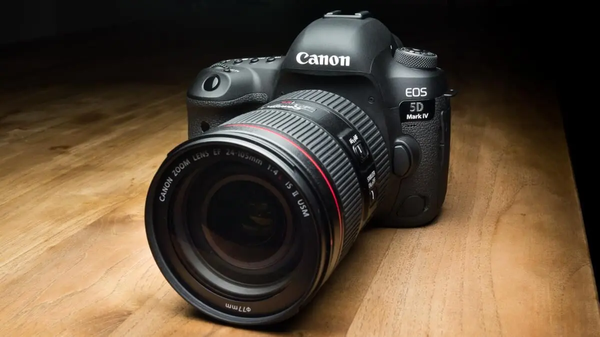 تماشا کنید: بهترین دوربین‌های Canon برای خرید در سال 2018