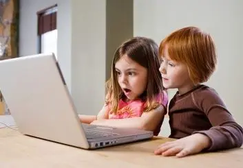 هر ثانیه دو کودک برای اولین بار وارد فضای مجازی می‌شوند