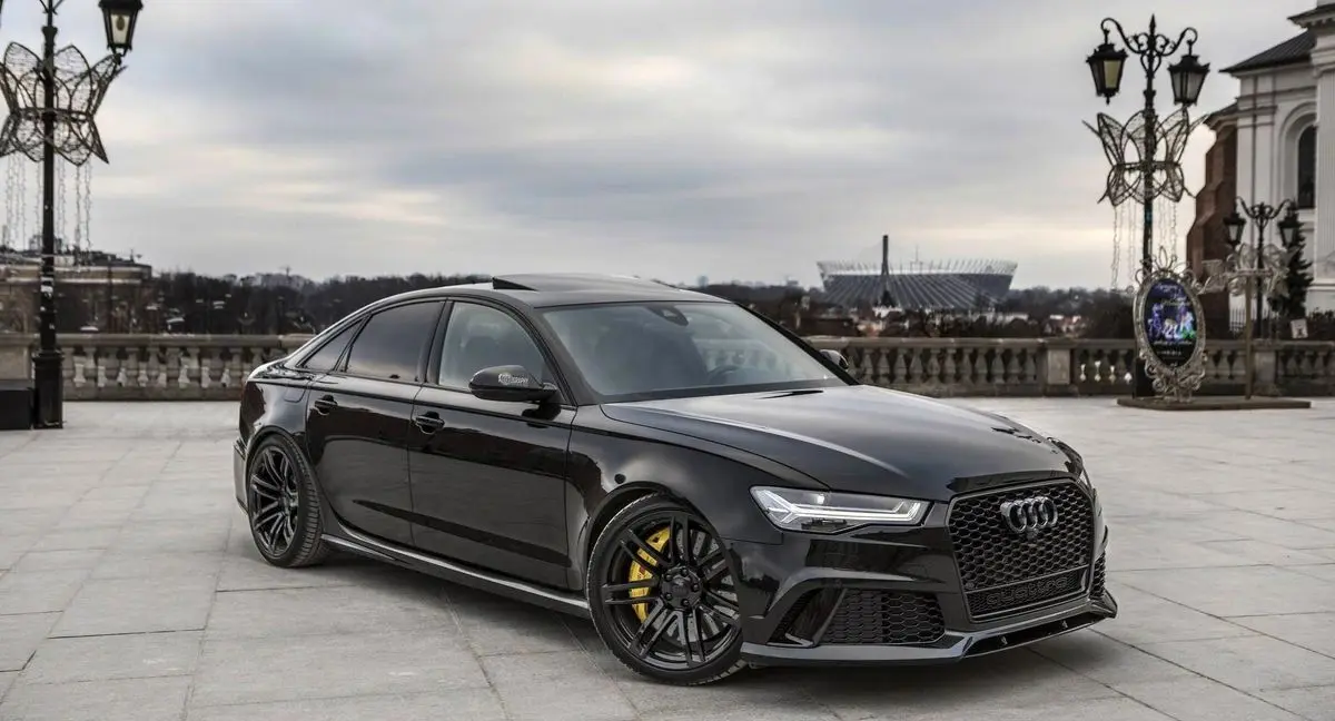 تماشا کنید: مقایسه شتاب آئودی RS6 و بی ام و M5 2018