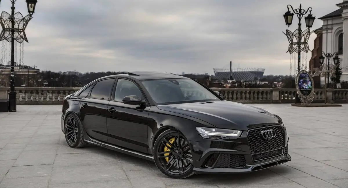 تماشا کنید: مقایسه شتاب آئودی RS6 و بی ام و M5 2018