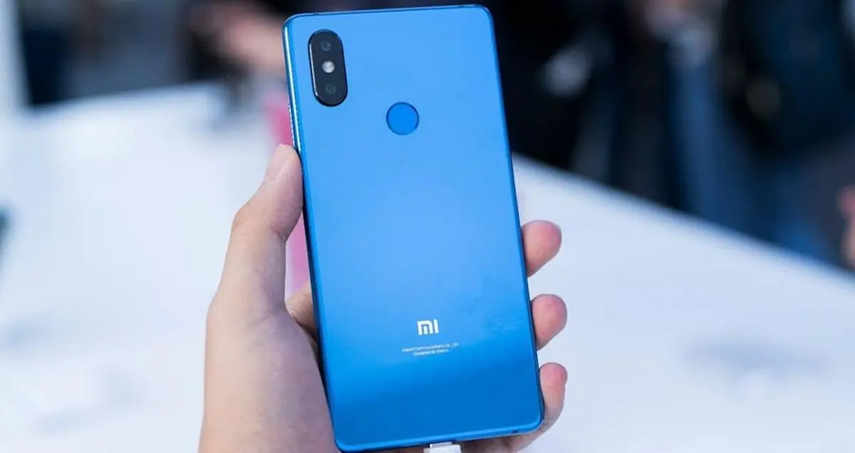 تماشا کنید: شیائومی Mi 8 و Mi 8 SE از نظر سرعت و عملکرد چه تفاوتی با هم دارند؟