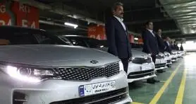 کدام عقل سلیمی خودروهای سال 95 را احتکار می‌کند؟ / ناوگان تاکسی‌های اختصاصی مجموعه را محموله آقازاده‌ها