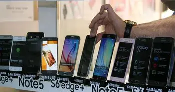 قصه سودجویی در بازار تلفن همراه سر دراز دارد؛ ثبت مالیات فروش کالا به نام خریدار!