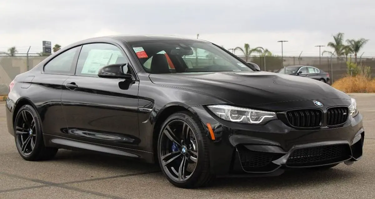 تماشا کنید: مقایسه شتاب و حداکثر سرعت بی ام و M4 و M5