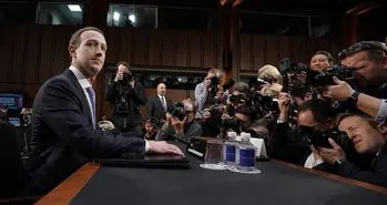 زاکربرگ به سوء استفاده از اطلاعات کاربران فیس بوک اعتراف کرد!