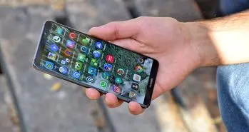 فاکتور رسمی بگیرید تا بتوانید گران فروشان بازار موبایل را به صلابه بکشید!